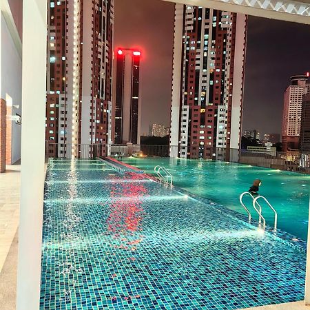 Chambers Residence Klcc By Purple Orchid Kuala Lumpur Zewnętrze zdjęcie